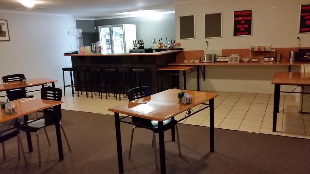 רוקהמפטון True Blue Motor Inn מראה חיצוני תמונה